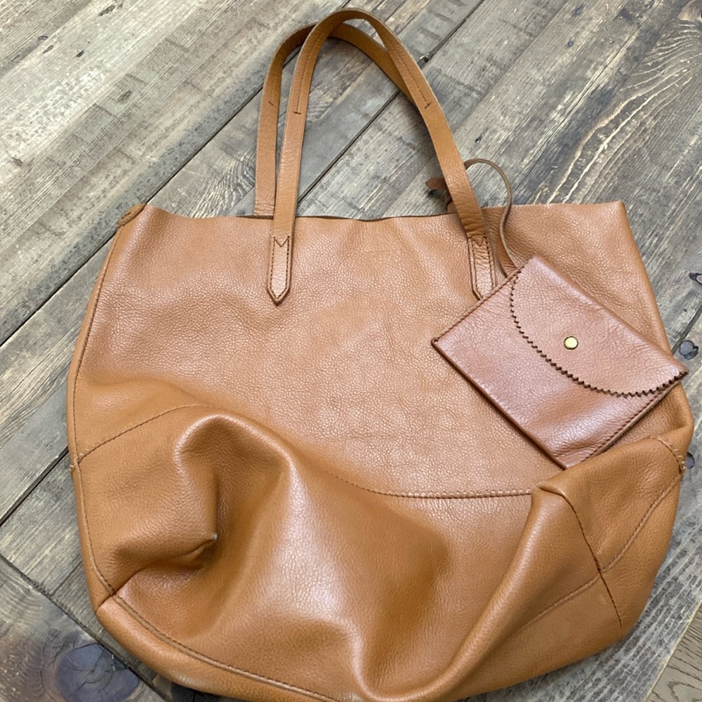 J. Crew tote Oversized Leather Bag Purse & Wristlet Combo in Tan/Camel
